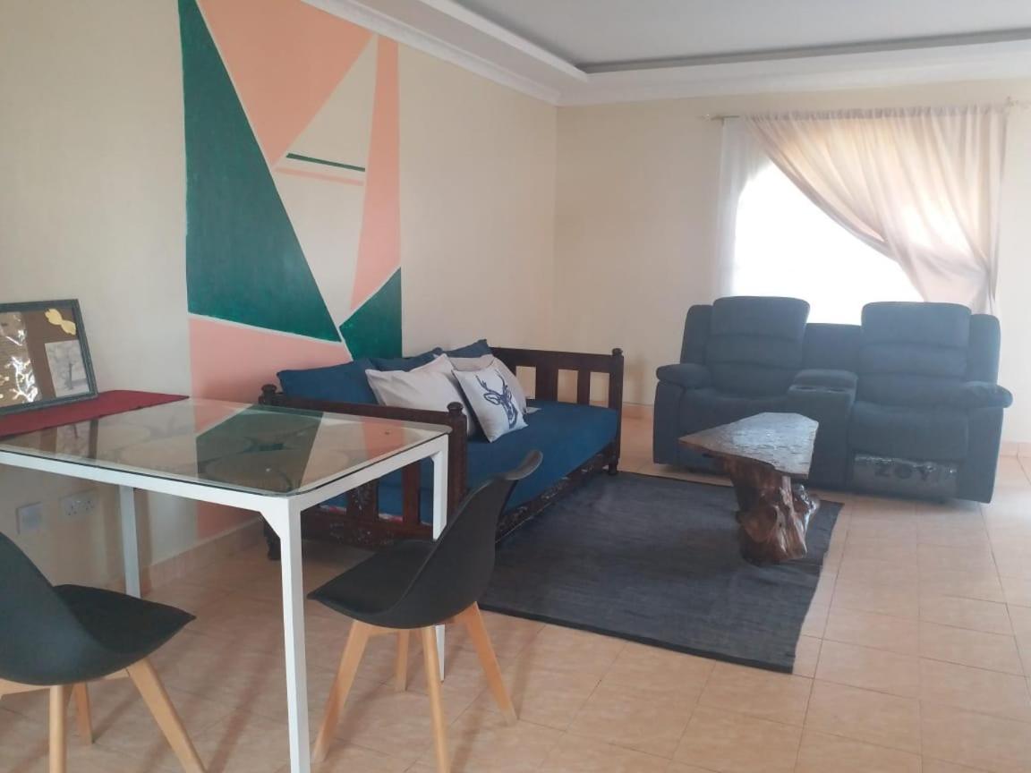 Razy'S Apartment Kakamega Ngoại thất bức ảnh